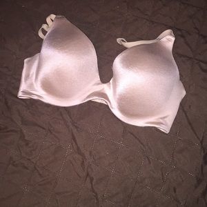 Size 34C Maidenform bra tan. Bag#34